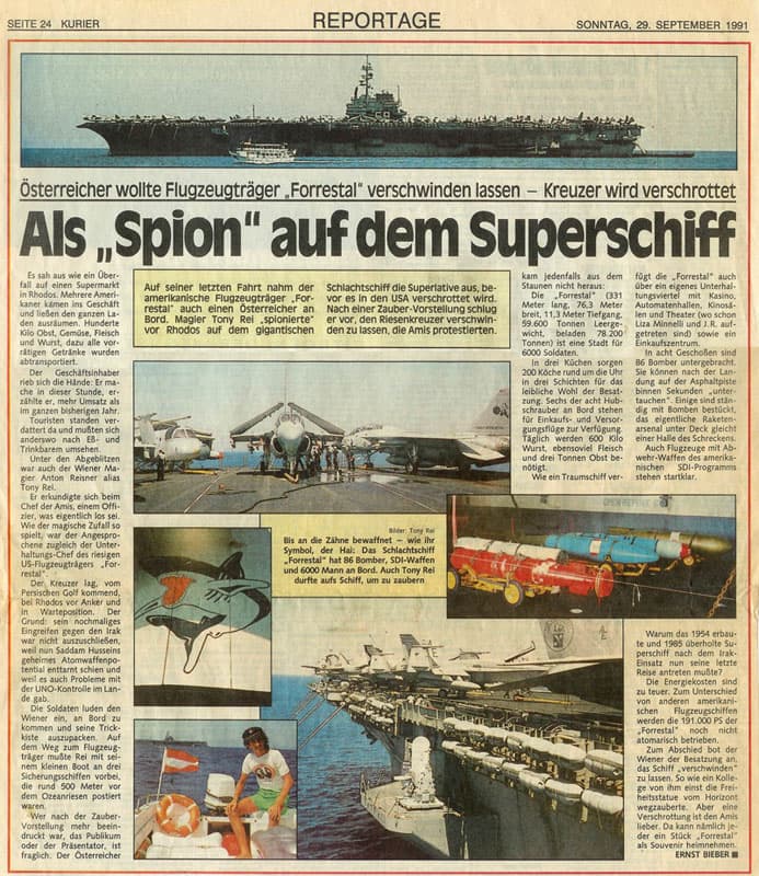 Tony Rei auf einem Flugzeugtraeger