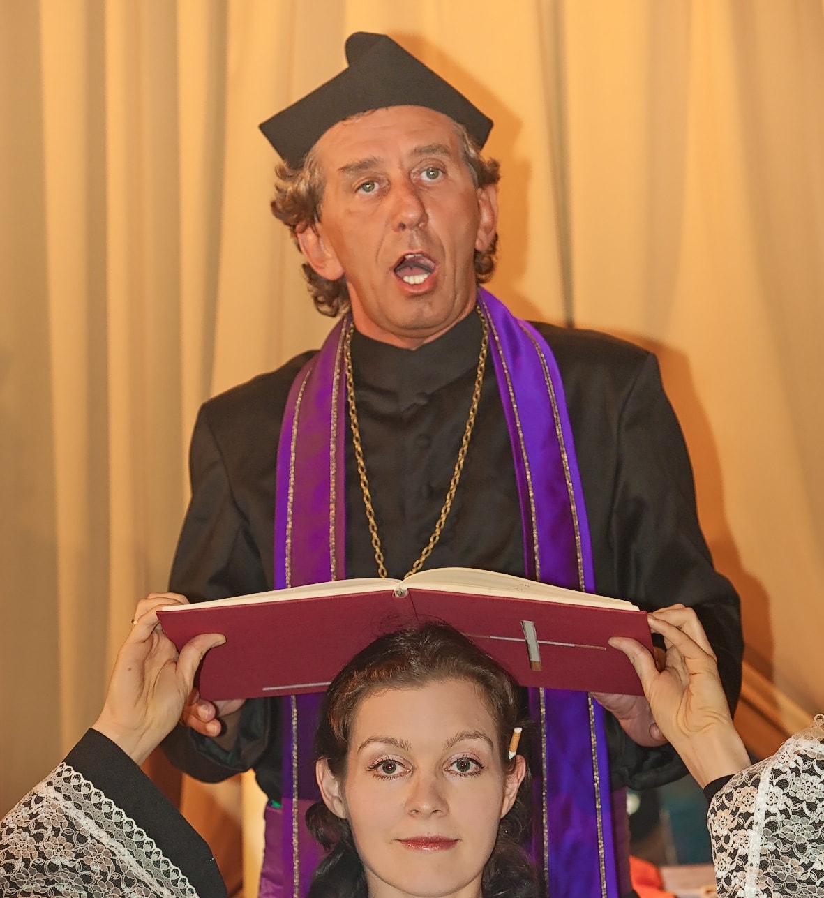 Tony Reis Raucherkabarett