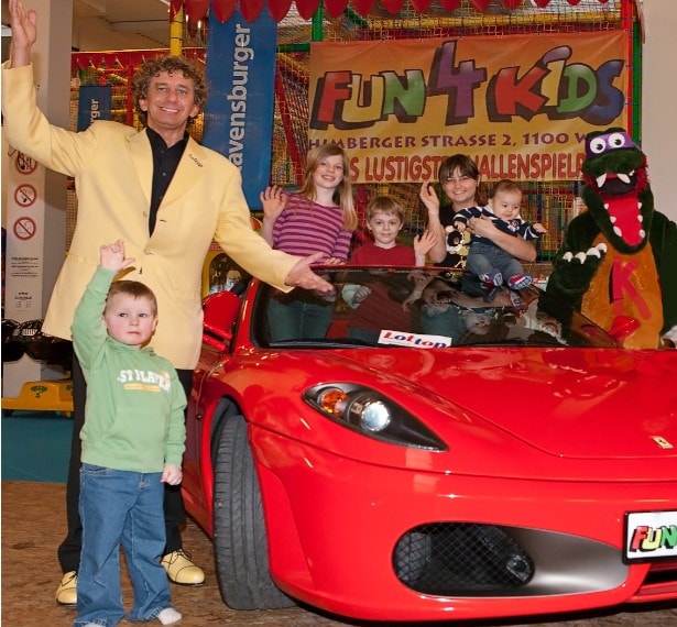 Tony Rei Ferrari Hilfe Fuer Kids