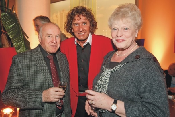 Manhatten – Tony Rei Manhatten 50