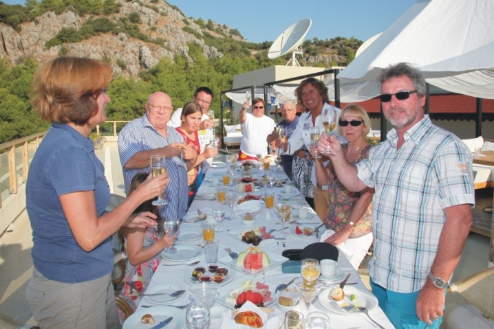 Tony Rei im Magic Life Club – Tony Rei im Magic Life Club 11