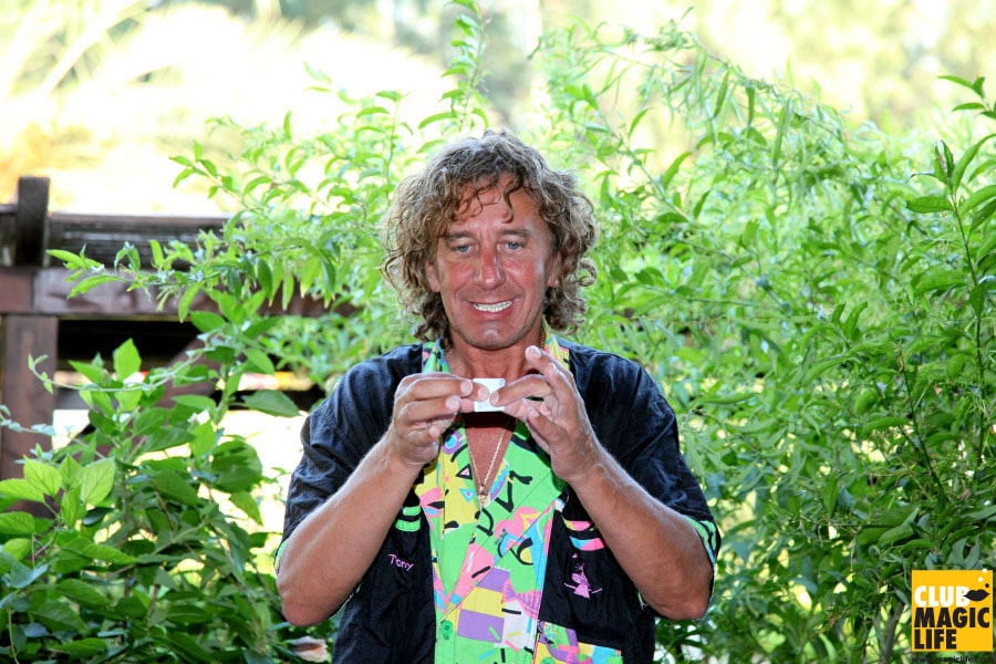 Tony Rei im Magic Life Club – Tony Rei im Magic Life Club 2