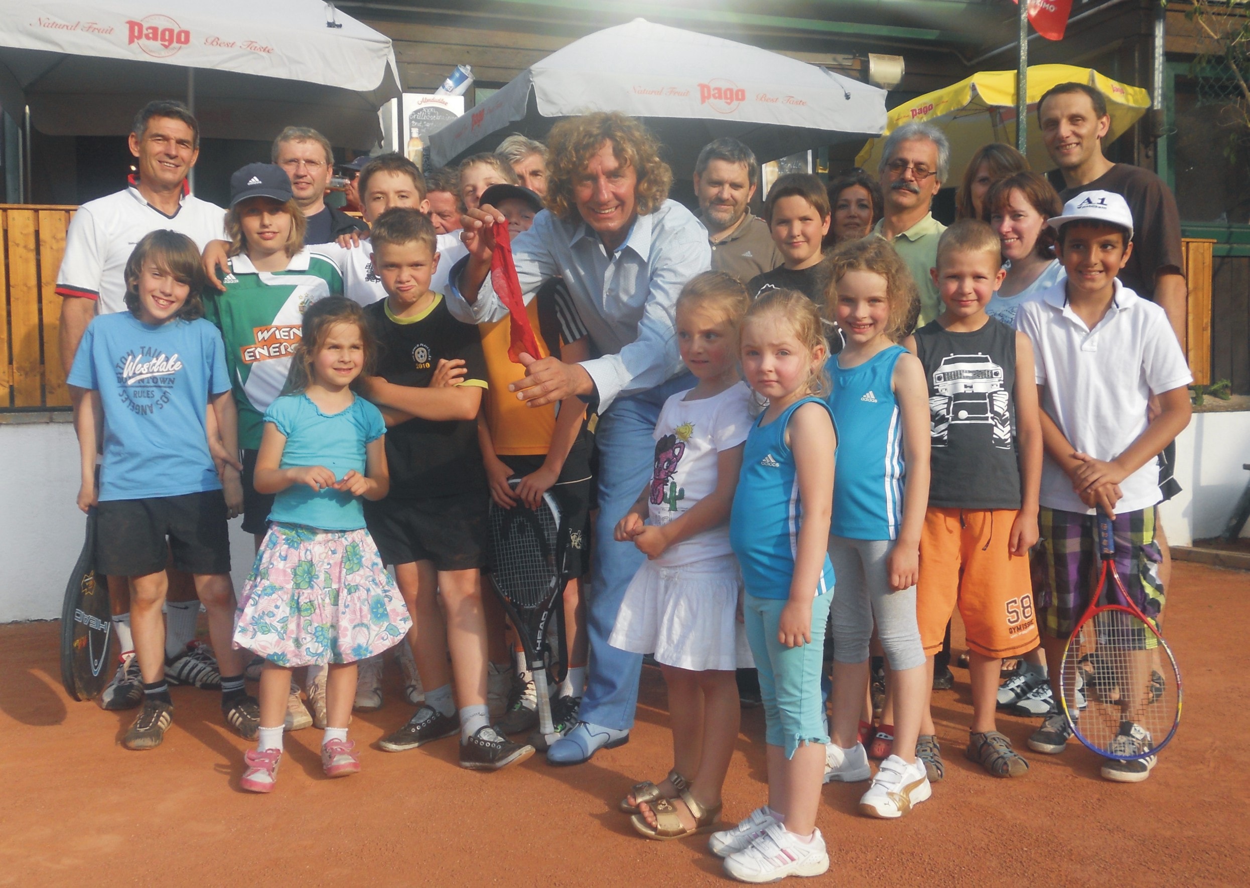 Magic hands Charity von Tony Rei 12