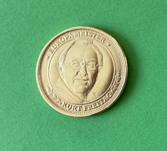 Eigene Münzen, eigenes Geld – Kurti 3