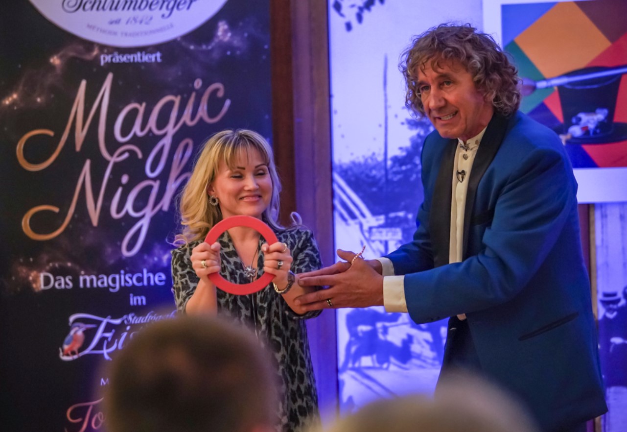 Tony Rei Magic Night