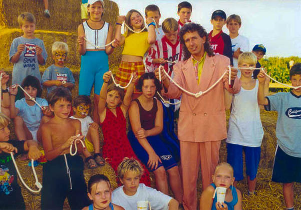 Tony Rei Kinder Zauberei